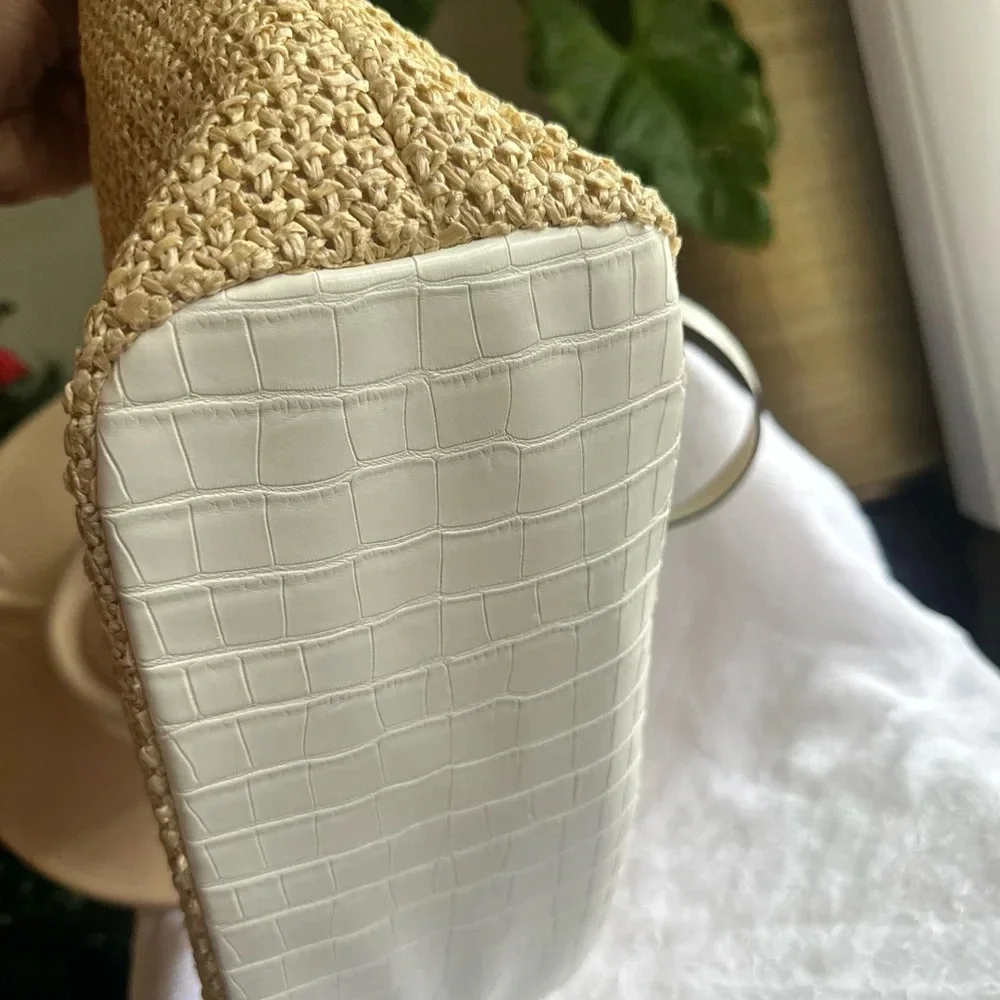 AMIANI TOTE BAG - Picture 4 of 5